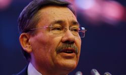 Melih Gökçek’e camide şok!