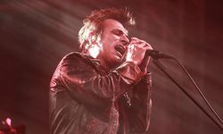 Teoman'dan Trabzon'da içkisiz konser