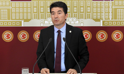 Ahmet Kaya, Trabzon'daki öğretmen skandalını meclise taşıdı: Siyasal ayrımcılık yapılıyor