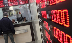Piyasalarda son durum: Dolar ve Euro haftaya yükselişle başladı