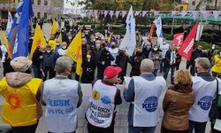 KESK Trabzon Atatürk Alanı'nda basın açıklaması yaptı: Gelirde adalet vergide adalet istiyoruz