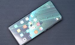 iPhone 13 mini'ye rakip Android: Xiaomi 12 mini