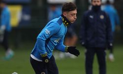 Mesut Özil: Takıma faydalı olamadığım için kızgınım