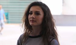 Burcu Özberk’ten yılanlı paylaşım