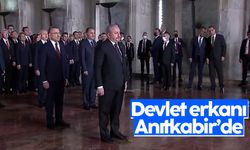 Devletin zirvesi Anıtkabir'de