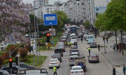 Karadeniz Sahil Yolu'nda trafik yoğunluğu