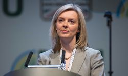 İngiltere Dışişleri Bakanı Liz Truss: "Ukrayna'ya olan desteğimizi ikiye katlamalıyız"