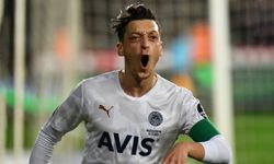 Mesut Özil'in menajerinden Fenerbahçe'ye rest: Hemen kadroya alın