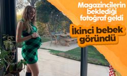 Sinem Kobal, karnı burnunda pozuyla Anneler Günü’nü kutladı