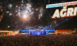 Doğubayazıt’ta 30 bin kişi konserde eğlendi