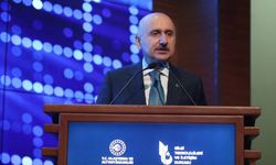 Adil Karaismailoğlu: “Bu yılın ilk çeyreğinde haberleşme sektörü yüzde 21 büyüdü”
