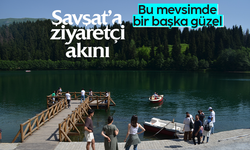 Şavşat Karagöl hafta sonu ziyaretçi akınına uğradı