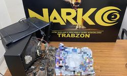Trabzon'da bir araçta televizyonun içinden 300 gram metamfetamin ele geçirildi
