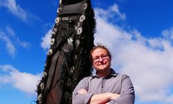 SpaceX’e ait uzay enkazları Avustralya’da boş araziye düştü
