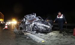 İstanbul'da aşırı hız yapan lüks otomobil kaza yaptı: 1 ölü
