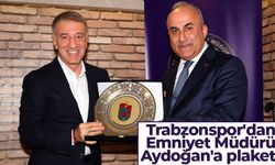Trabzonspor'dan Emniyet Müdürü Aydoğan'a plaket