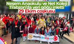 Neşem Anaokulu ve Net Koleji 29 Ekim Cumhuriyet Bayramı için yürüyüş düzenledi