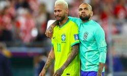 Neymar, maç sonunda gözyaşlarını tutamadı