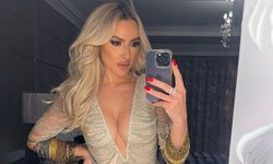 Hadise, göğüs dekolteli elbisesiyle poz verdi