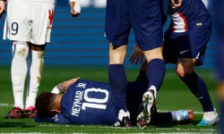 Neymar, sakatlığı nedeniyle sezonu kapattı