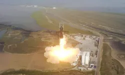 SpaceX’in fırlattığı Starship roketi test uçuşundan 4 dakika sonra patladı