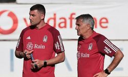 Burak Yılmaz, Beşiktaş'ta göreve başladı