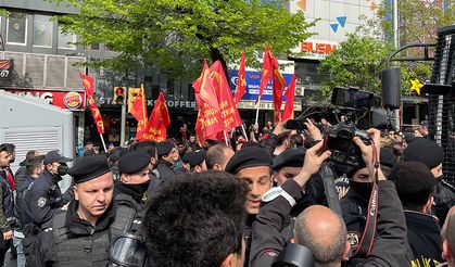 Emniyet güçlerinden Taksim'e izinsiz yürümek isteyen göstericilere müdahale