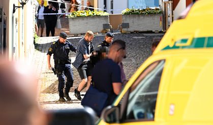 İsveç’te siyasi parti mitinginde bıçaklı saldırı: 1 ölü