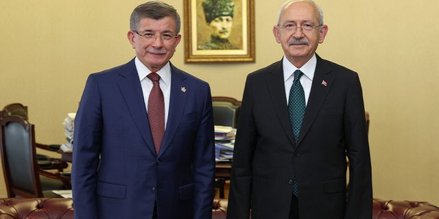 CHP lideri Kemal Kılıçdaroğlu, Gelecek Partisi Genel Başkanı Ahmet Davutoğlu’nu ağırladı