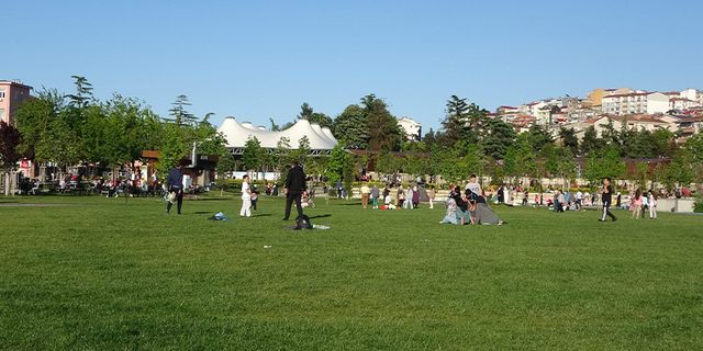 Türkiye’nin ilk spor temalı millet bahçesi Trabzon Millet Bahçesi cıvıl cıvıl