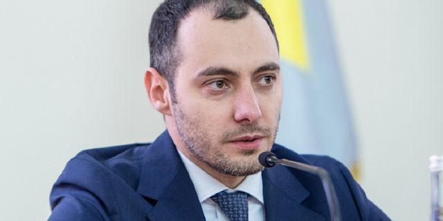 Ukrayna Altyapı Bakanı Kubrakov: “İlk tahıl gemilerinin bu hafta Çornomorsk Limanı’ndan yola çıkmasını umut ediyoruz”