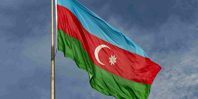 Azerbaycan: "Azerbaycan yalnızca düşmanın atış noktalarını hedef alıyor"