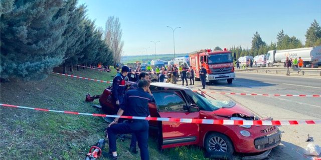 Silivri TEM Otoyolu'nda kaza: 6 ölü, 3 yaralı