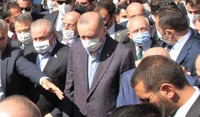 Oğuzhan Asiltürk son yolculuğuna uğurlandı - Cumhurbaşkanı Erdoğan'da cenazeye katıldı