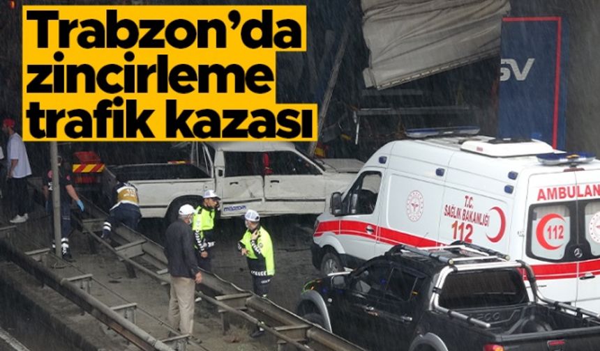 Trabzon'da zincirleme kaza - Kaygan yolda araçlar birbirine girdi