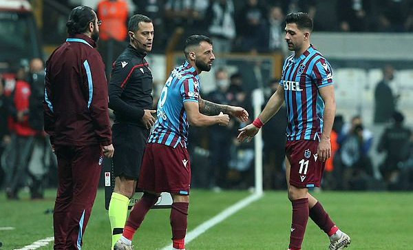Trabzonspor'un bu sezon en fazla gol atan oyuncusu olan Bakasetas'ın sakatlığı hakkında açıklama geldi. 