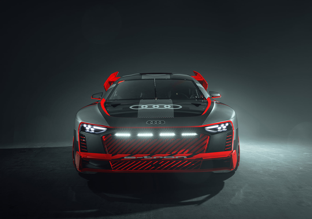 Audi, türünün tek örneği olacak elektrikli S1 ​​e-tron quattro Hoonitron'u tanıttı.
