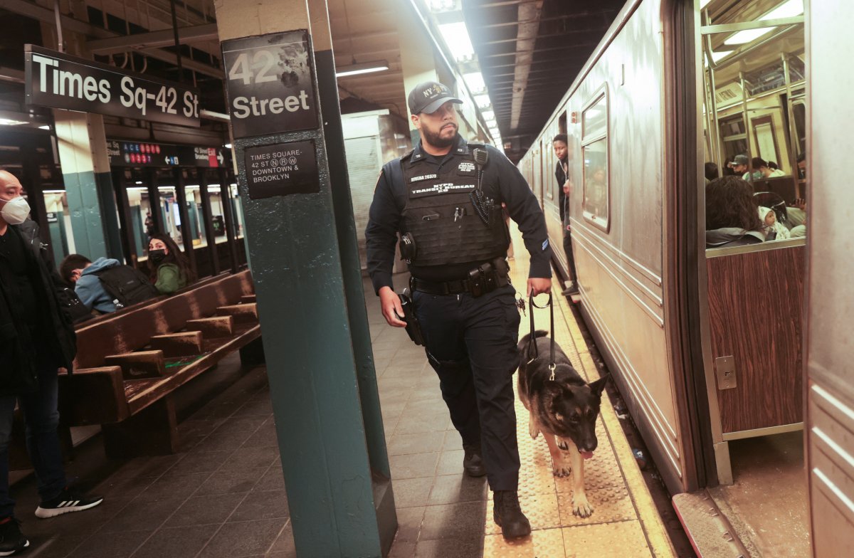 new york metro saldırısı (4)
