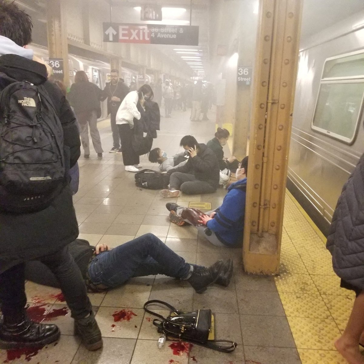 new york metro saldırısı (5)