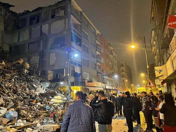kahramanmarasta-74luk-deprem-sonrasi-ilk-goruntuler_062d7796