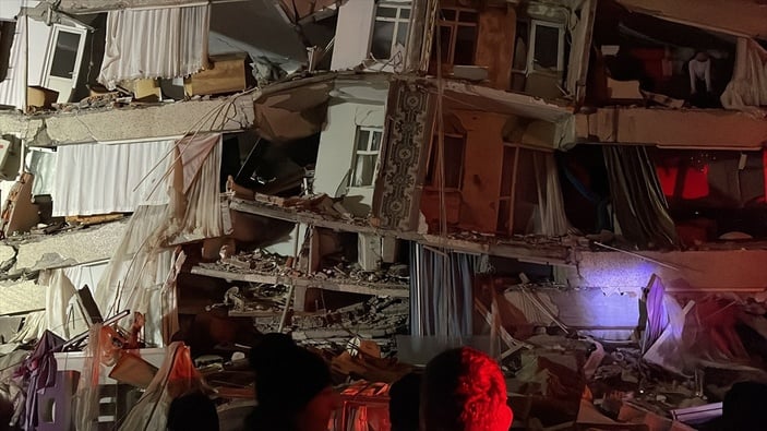kahramanmarasta-74luk-deprem-sonrasi-ilk-goruntuler_063fd186
